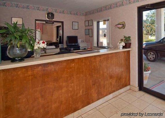 Quality Inn Томсон Экстерьер фото